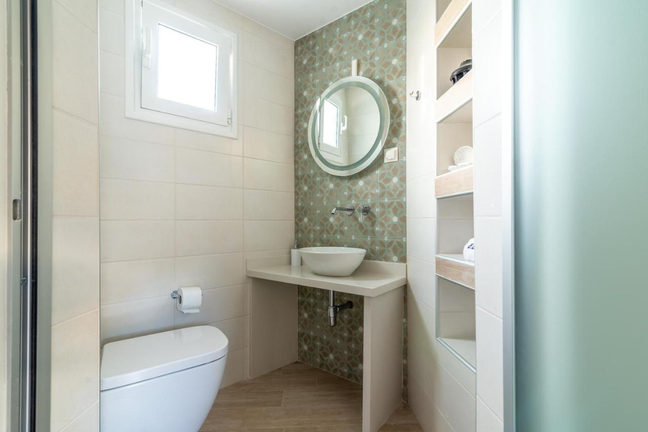 Eleni Luxury Maisonette With Jacuzzi