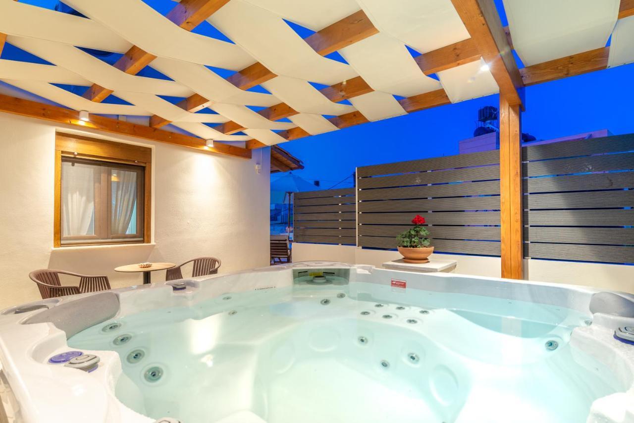 Eleni Luxury Maisonette With Jacuzzi *